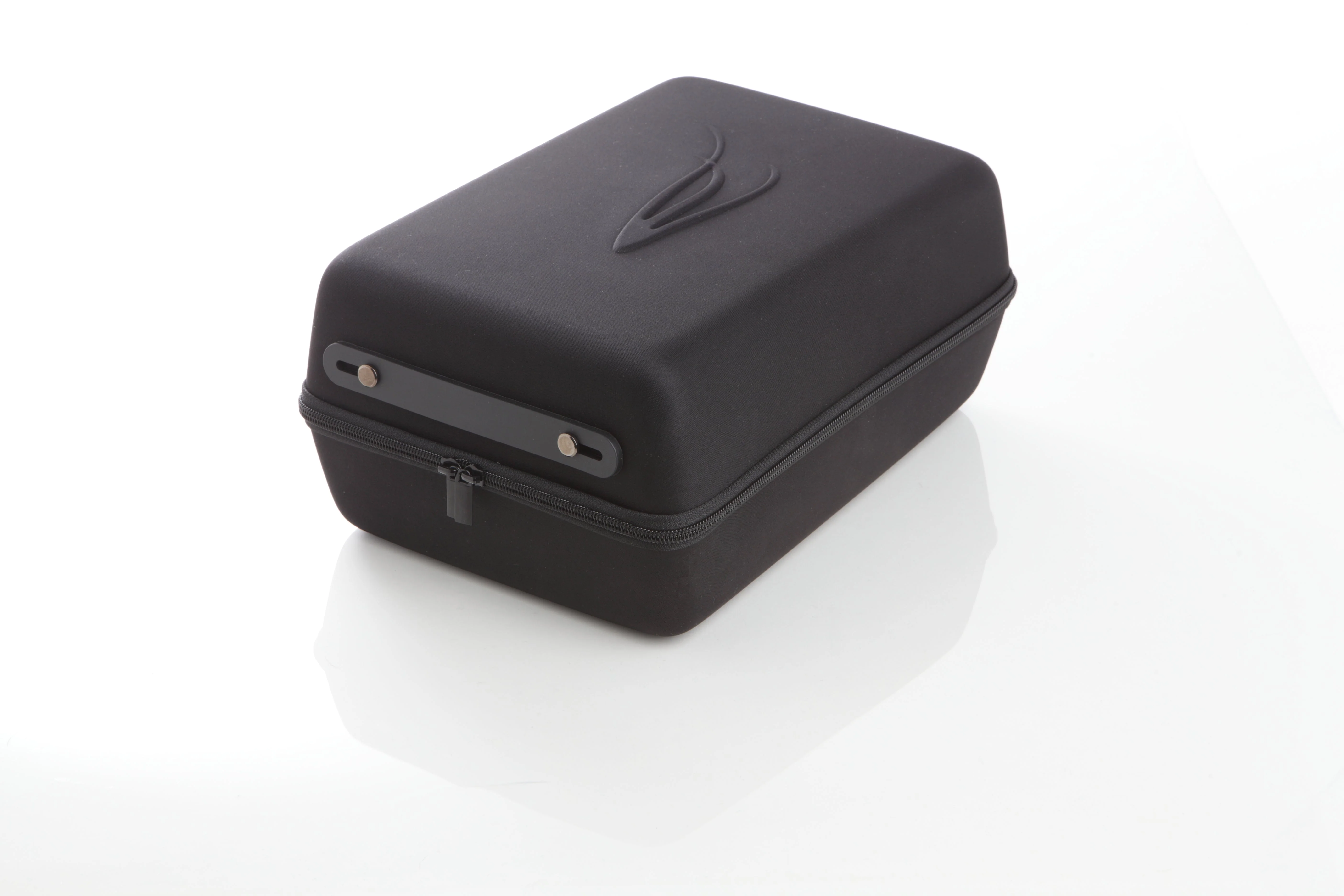 Carrying Case - Image 9
